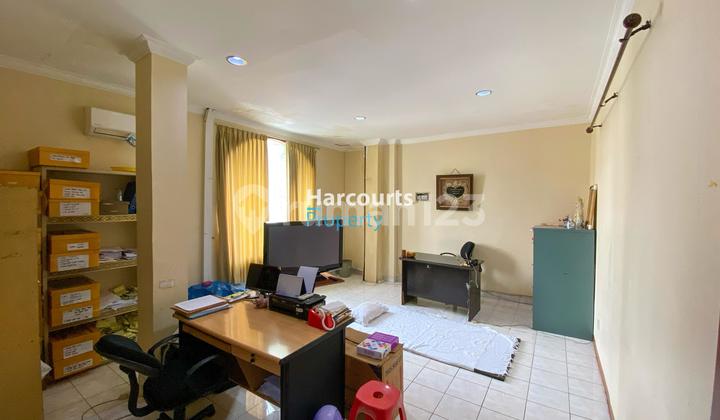 Dijual Ruko 3,5 Lantai Dalam Komplek Area Kebayoran Baru 2