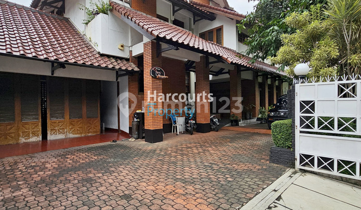 Dijual Turun Harga Rumah Strategis Terawat Area Jl. Duta Indah Pondok Indah