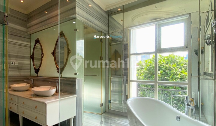 Disewakan Rumah Mewah Cocok untuk Keluarga Expatriat Area Jl. Patra Kuningan 2