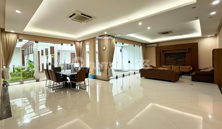 Disewakan Rumah Hunian Modern Tropical Area Jl. Sekolah Duta Pondok Indah 2