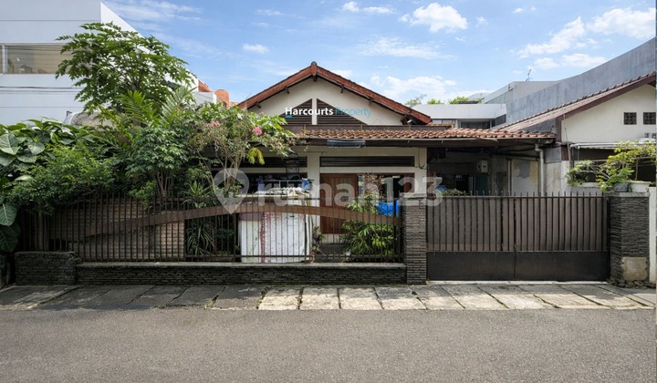 Dijual Rumah Lama Hitung Tanah Jl. Ciawi, Kebayoran Baru Dijual Rumah Lama Hitung Tanah Jl. Ciawi, Kebayoran Baru