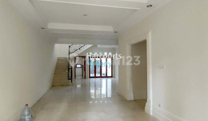 Dijual/Disewa Rumah 2 Lantai European Style Area Jl. Wijaya Kebayoran Baru 2