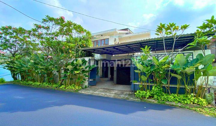 Disewakan Rumah Modern Klasik Terawat Area Simprug 1