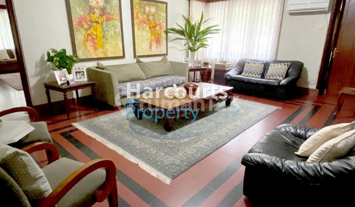 Dijual Rumah Klasik di Kawakan Elit Pejabat Area Jl. Imam Bonjol Menteng 2