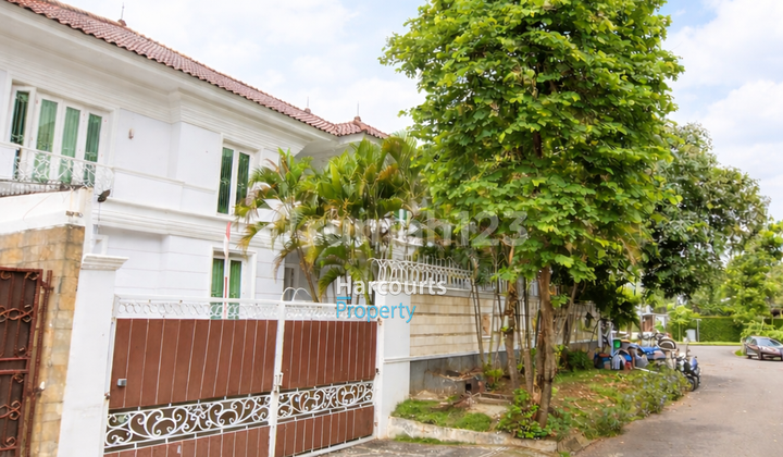 For Rent: 2-Story Residential House in Jl. Kencana Permai Pondok Indah Area