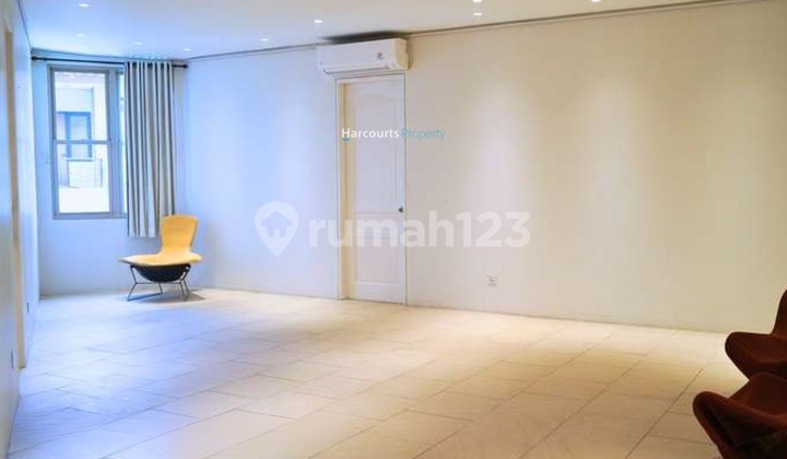 For Rent Modern 4-Story House in SCBD Widya Chandra Area, Kebayoran Baru For Rent Modern 4-Story House in SCBD Widya Chandra Area, Kebayoran Baru