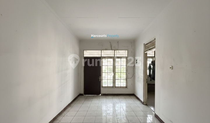 Dijual Rumah Lama Hitung Tanah Lokasi Strategis Area Jl. Ciomas Kebayoran Baru 2