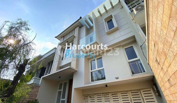 Dijual Rumah Brand New Minimalis Di Area Jl. Gandaria Kebayoran Baru Dijual Rumah Brand New Minimalis Di Area Jl. Gandaria Kebayoran Baru