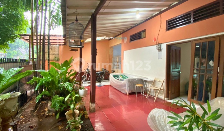 Dijual Turun Harga Rumah Hitung Tanah Area Jl. Gandaria Kebayoran Baru Dijual Turun Harga Rumah Hitung Tanah Area Jl. Gandaria Kebayoran Baru