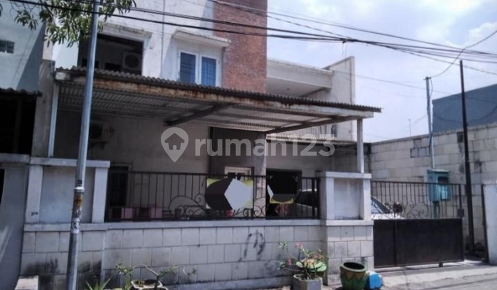 Siwalankerto Boarding House Near Petra 1