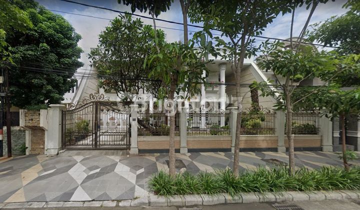 RUMAH MEWAH DAN TERAWAT DI DHARMAHUSADA SURABAYA