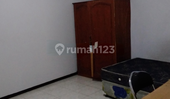 Siwalankerto Boarding House Near Petra 2