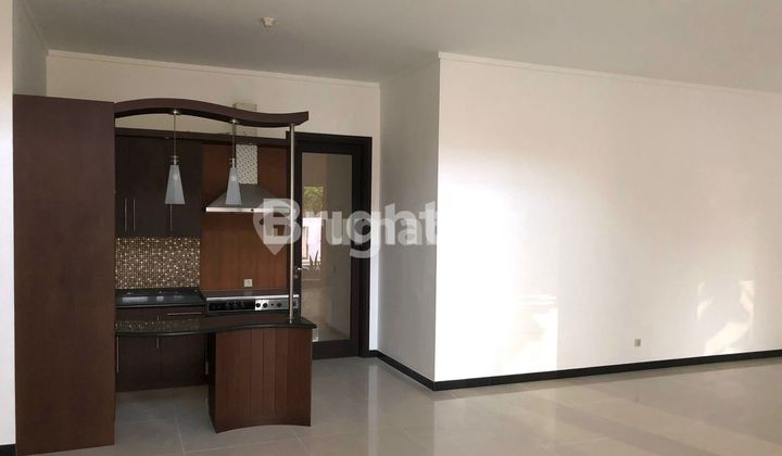 House in Citraland Diamond Hill 2 Floors Surabaya 2