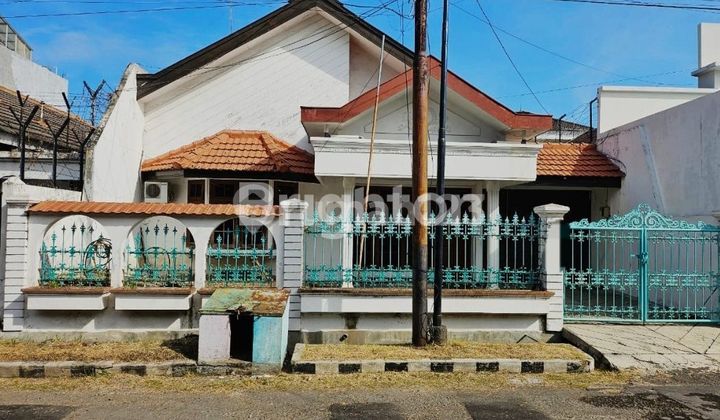 RUMAH 1 LT DI DHARMAHUSADA, SURABAYA 1