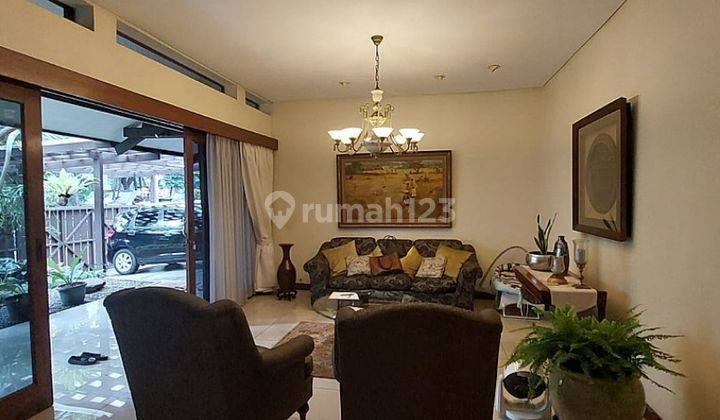 
Rumah Lux Siap Huni Area Elite Kebayoran Baru Jakarta Selatan
 1