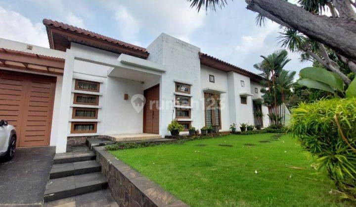 rumah Lux dan asri siap huni di kebayoran lama jakarta 2