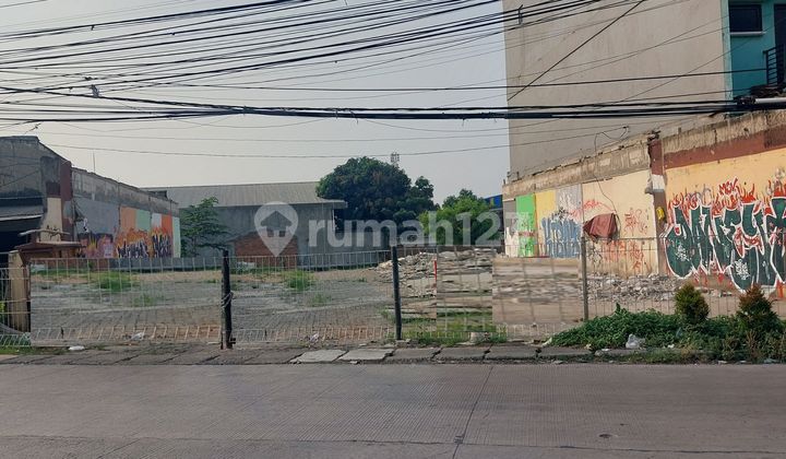 Affordable Lots by the Roadside, Ideal for Business in Tangerang Affordable Lots by the Roadside, Ideal for Business in Tangerang