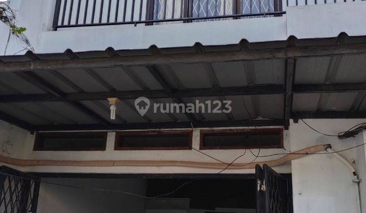 Rumah Siap Huni Dan Halaman luas di Bintaro 2