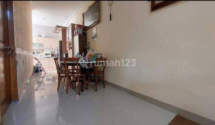 Rumah Dekat Stasiun 2lt,siap Huni Dalam Komplek Di Villa Bintaro 2