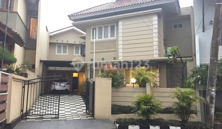 Rumah Anti Banjir Homy Nyaman Rapi Terawat Bintaro Sektor 9