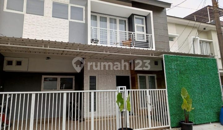 Quick Sale, Spacious Multi-Bedroom House in Bintaro