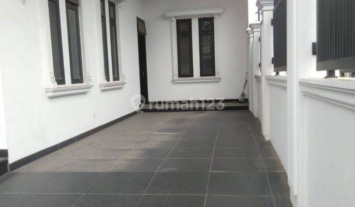 Rumah Bagus, Brand New, Lokasi Strategis Di Jurang Mangu
 2