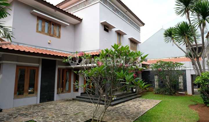 Nice House, 2 Floors, Flood-Free, Strategic Location in Lebak Bulus 2