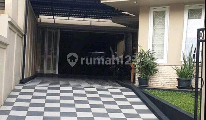 Comfortable Flood-Resistant Fully Furnished Home in Bintaro Sector 9