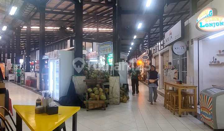 Kios Inside Shopping Center in Bintaro 2