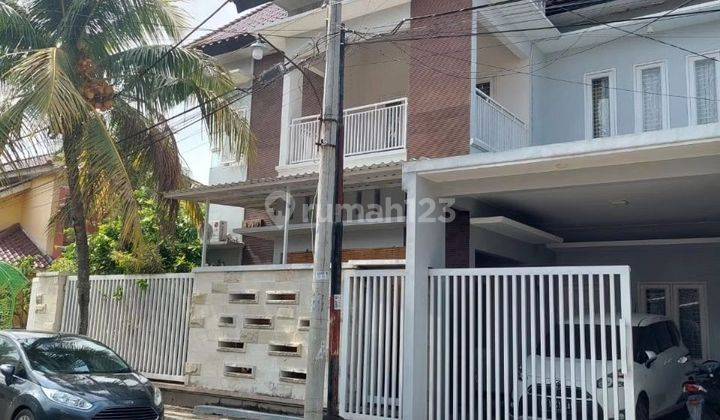 Rumah bagus di perum elit Graha Pelita Malang 1