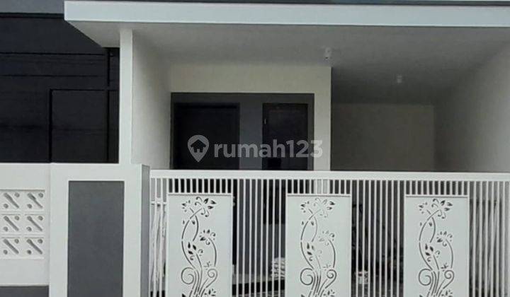 Rumah Keren Minimalis Pencahayaan Rumah Bagus Di Blimbing Malang 1