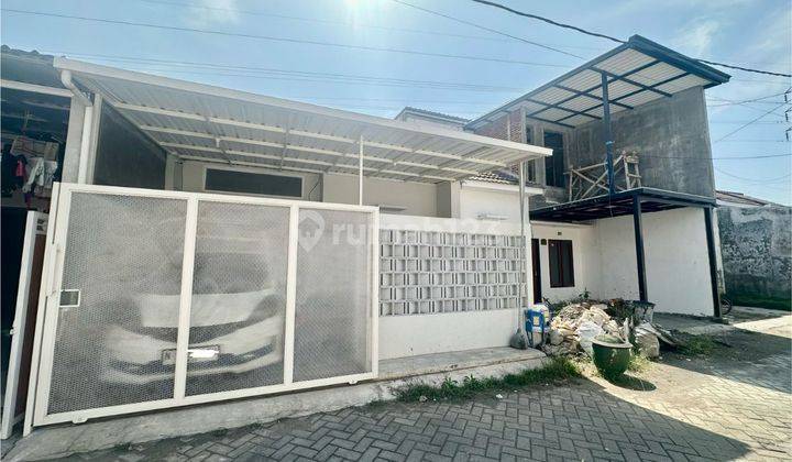 Rumah Minimalis Cantik Harga Nego Area Aman Di Perum Emerald Malang 1