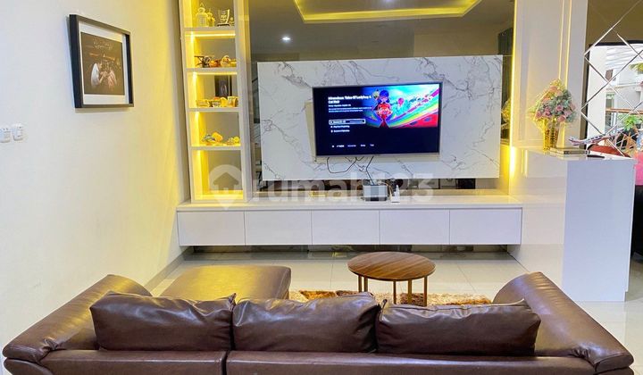 For Sale Town House Lebak Bulus 2