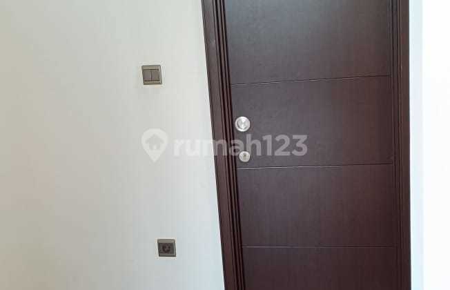 Di Jual Rumah Mewah Golf Island Pik 2