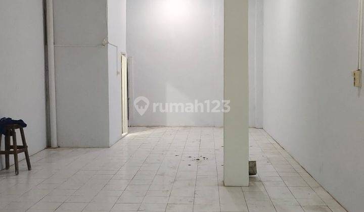 Dijual Ruko di Kota Jakarta Barat Gandeng 3 + Tanah Kosong  1