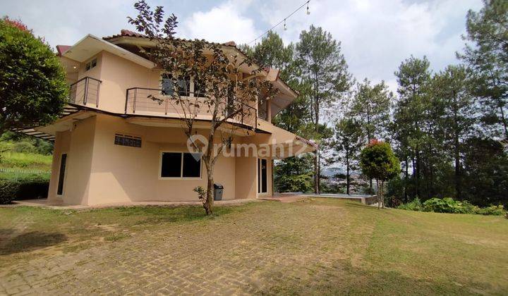 Dijual villa di cisarua Puncak dekat taman safari 1