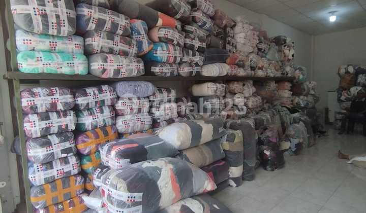 For Sale Shop House in Cibinong Bogor. Strategic Location. Area 4X11m 2