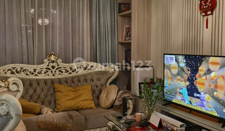 Apartemen Gold Coast Terrace House Furnished Mewah 1