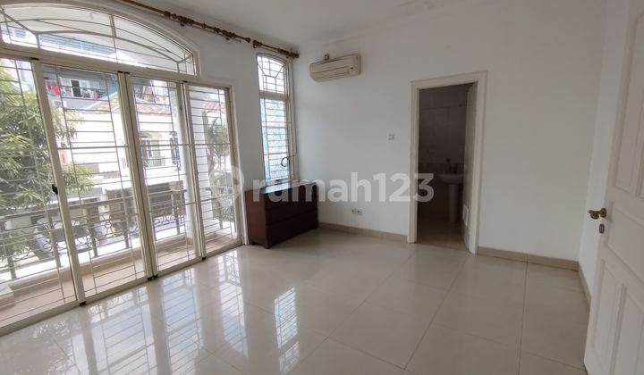 Rumah 2 Lantai Bagus di Pantai Indah Kapuk, Jakarta Utara