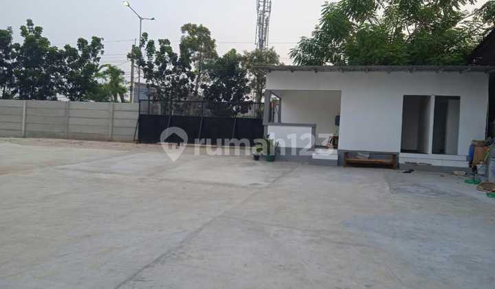 Gudang dan tanah Luas 4800 an  bagus sekali   di klender bintara bsa dilalui kontener 40 feet dekat pintu tol bintara  kondisi tanpa perbaikan  siap di gunakan 4