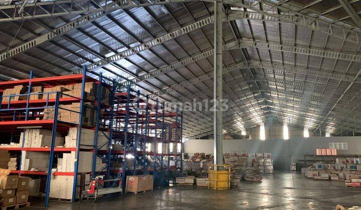 Gudang bersih  di Citeureup jawa barat 11025 m HGB Bagus parkiran besar   3