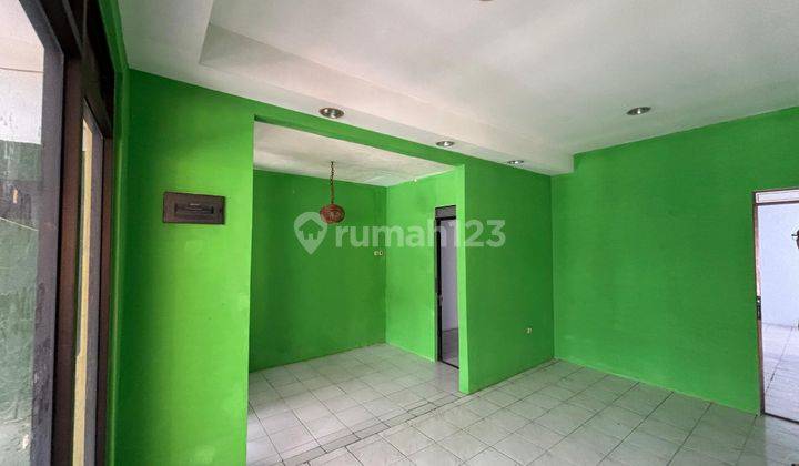 Dijual Rumah Bagus Lokasi Strategis di Harapan Baru, Bekasi Barat 2