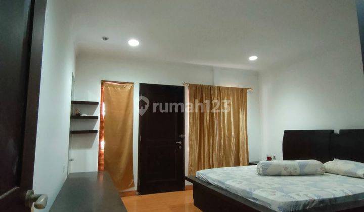 Dijual Rumah 2 Lantai Siap Huni di Taman Kota, Jakarta Barat 2