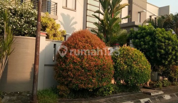 For Sale Beautiful, Neat, and Nice House in Taman Modern Cakung