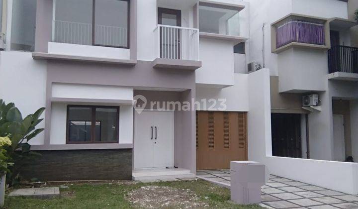 Dijual Rumah Bagus Siap Huni di Cluster Zebrina Jgc Jakarta Timur 1