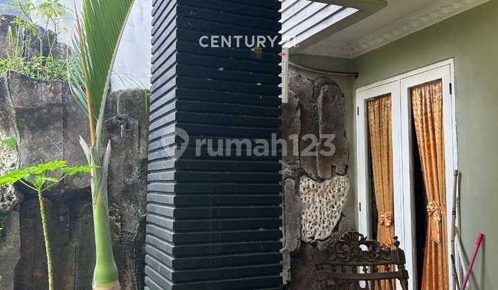 Rumah 2 Lantai Bagus Akses Mudah Dekat Fasilitas Umum di Metland Menteng Jakarta Timur 2