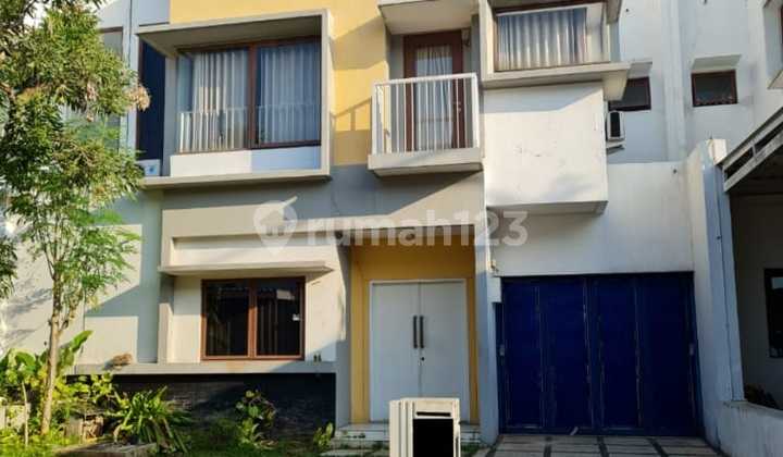 Beautiful and Move-in Ready House in JGC, East Jakarta