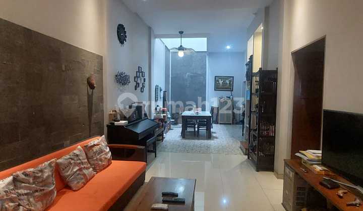 Dijual Rumah Bangunan Bagus di Pondok Bambu Duren Sawit Jakarta Timur