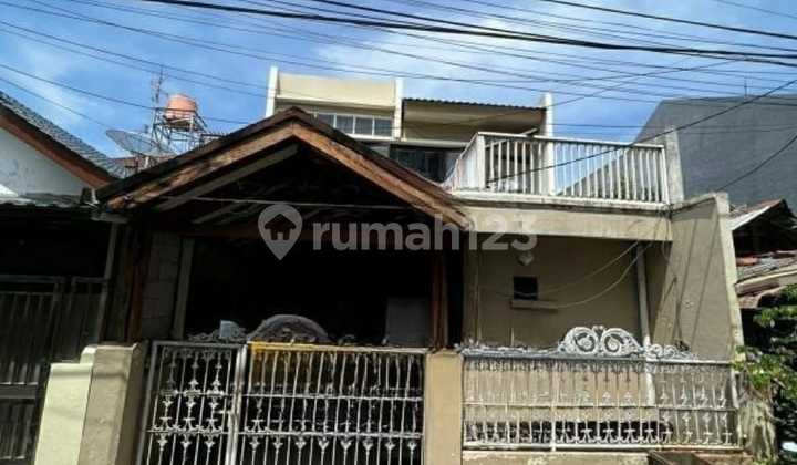Rumah 2 Lantai lokasi strategis di Kayu Putih, Jakarta Timur Rumah 2 Lantai lokasi strategis di Kayu Putih, Jakarta Timur