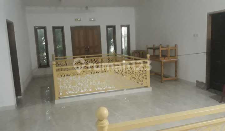 For Sale 2-Story Shophouse in Kranji, West Bekasi For Sale 2-Story Shophouse in Kranji, West Bekasi